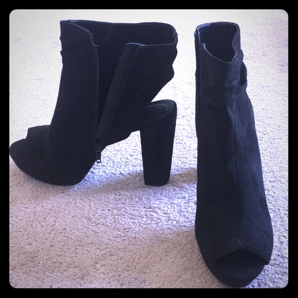 Black heels